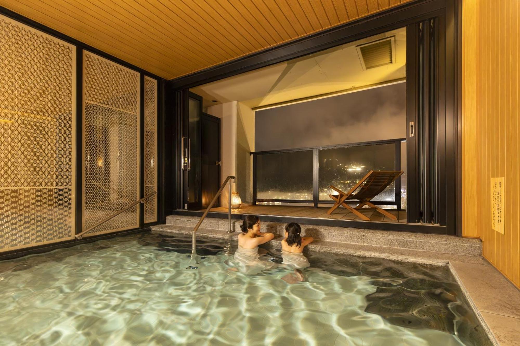 Ooedo Onsen Monogatari Premium Gero Honkan Екстериор снимка